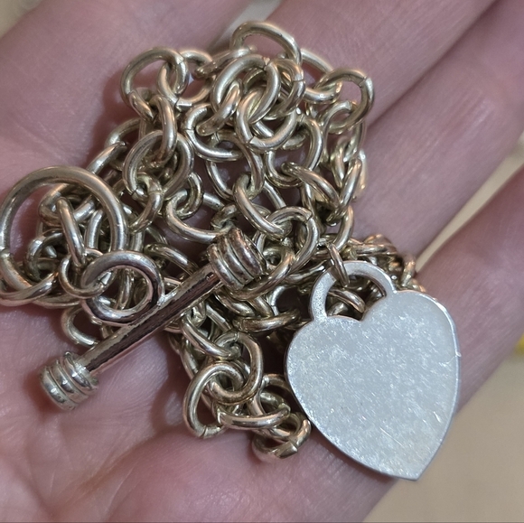 SILVER PLATED HEART NECKLACE 18 IN - Picture 4 of 5